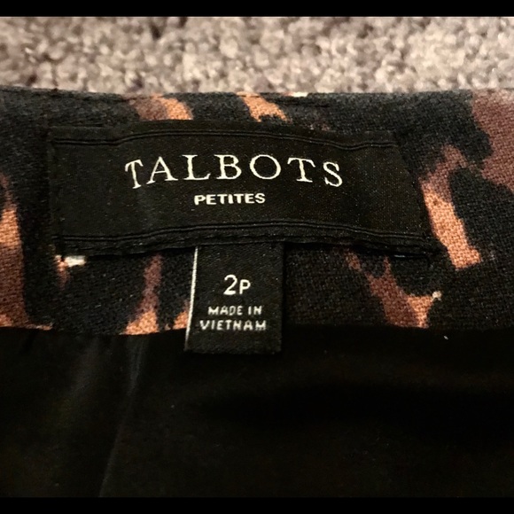 Talbots animsl print pencil skirt - Picture 2 of 3